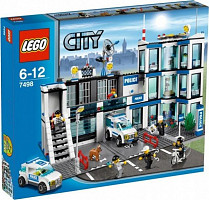 LEGO City 7498 Policejní stanice
